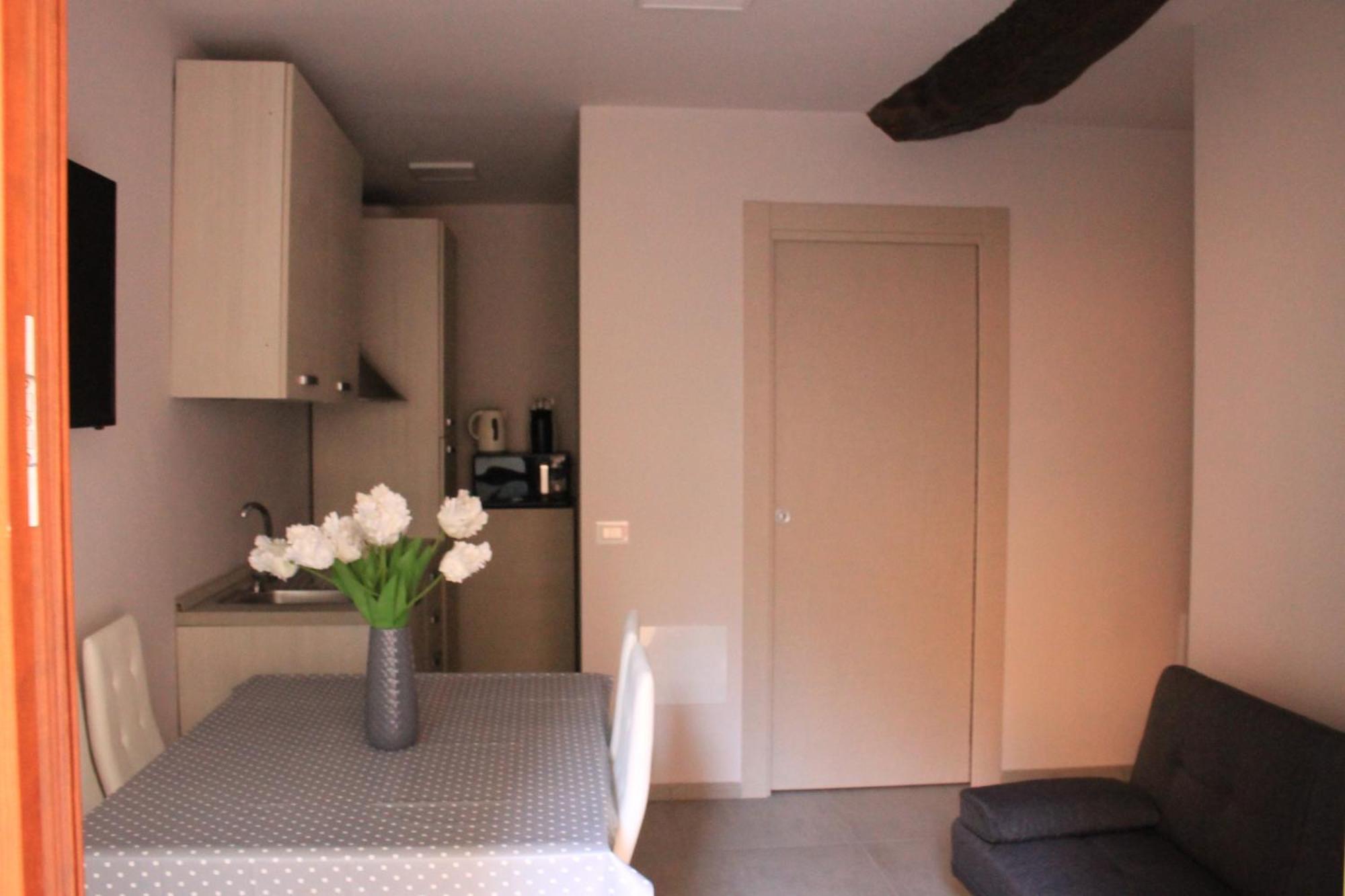 La Ponzianina Apartment สโปเลโต ภายนอก รูปภาพ