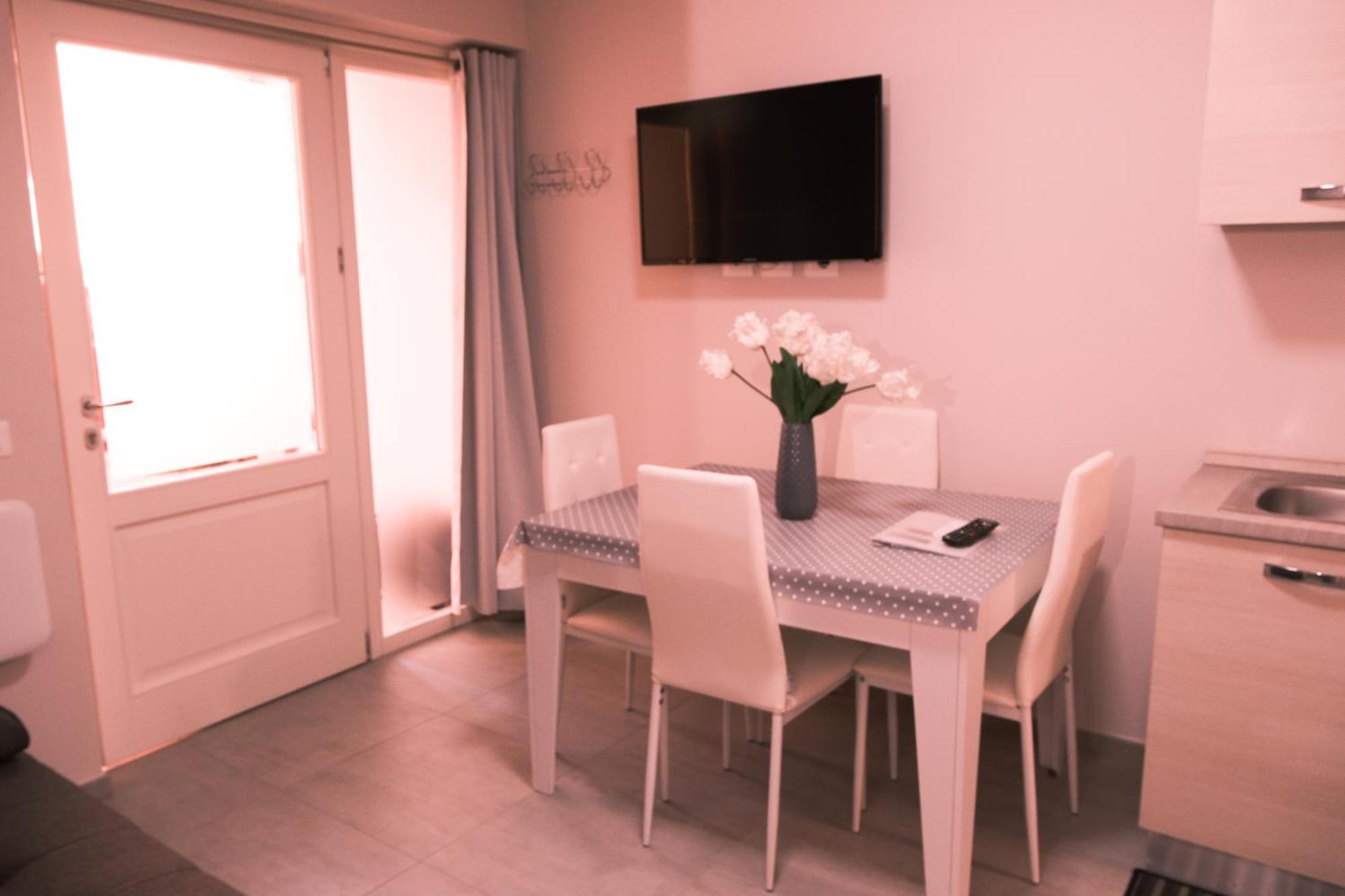 La Ponzianina Apartment สโปเลโต ภายนอก รูปภาพ